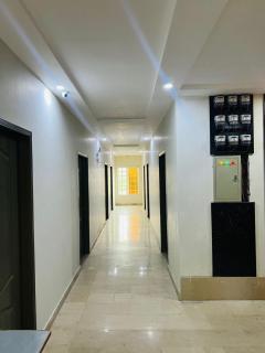 Continental Boys Hostel-Royal Heights - 7