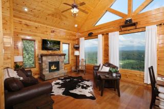 Breathtaking VIEWS! 2BR Gameroom HOT TUB FREE Attraction Tickets - Sevierville - 6
