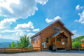 VIEWS! VIEWS! VIEWS! Gameroom Hot Tub - Sevierville - 0
