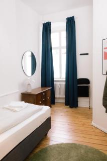 Cosy Apartment in Schillerkiez - Berlin - 1