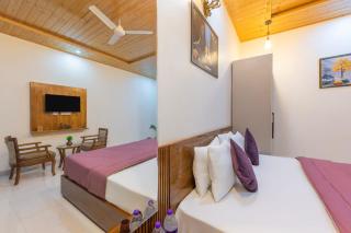 Night Sky Stay kasauli Entire 3BHK 4BHK 6BHK peaceful with massive Garden Walking Path - 7