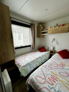 Mobile-home 3 chambres chaleureux et calme - Seillac - 2