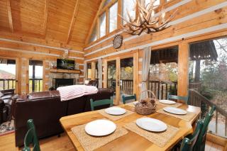 Bluff Mountain Hideaway Your Secret Smokies Cabin - 3