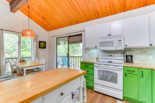 Twin Lakes Village Condo on 3rd Fairway! - Rathdrum - 2