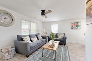 The Cheeky Crab - Unit A - 9