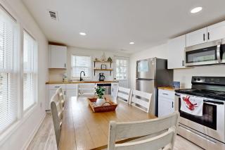 The Cheeky Crab - Unit A - 8