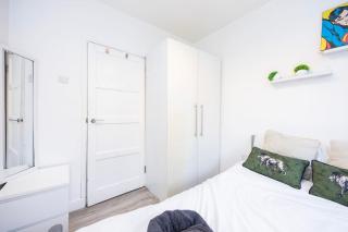 Modernised 3 bed pad near trendy Shoreditch ground floor with balcony - Londra - 9
