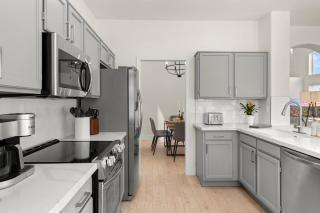 The Agave Cowboy with Community Pool overlooking Looking Ocotillo Lake - 5