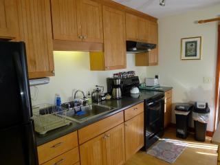 Falls Farmstead Large Garden Apartment With Patio - #5 - 3