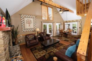 Cozy 3BR HOT TUB Free Attraction Tickets! - Sevierville - 7