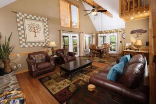 Cozy 3BR HOT TUB Free Attraction Tickets! - Sevierville - 6