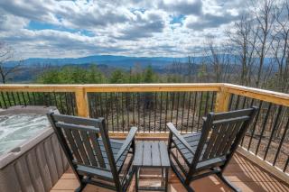 Creation on Display By Colonial Properties - 8