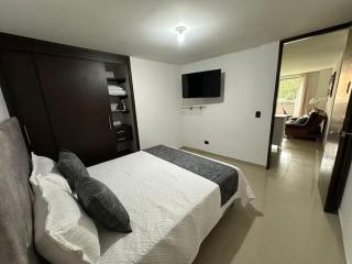 Apartamento Nuevo Laureles- La 70 - Medellín - 8