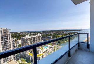 Trendy Apt On Harbor with Gym - ESC-2157 - Stamford - 1