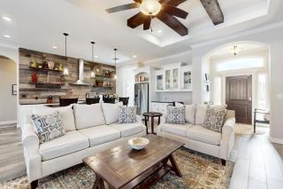 Poolside Chic by the Beach - Corpus Christi - 7