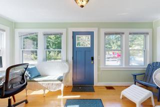 Goose Creek Cottage - 9