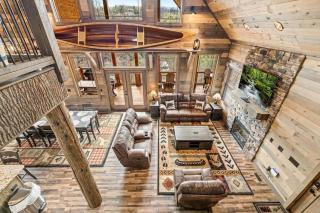 Abundantly Blessed by Colonial Properties - Sevierville - 2