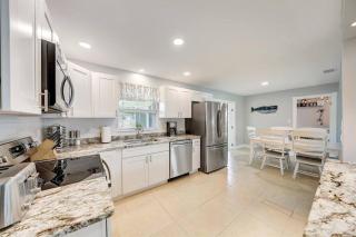 Sunroom - Master King - Games - Close to IRB - Walsingham - 7