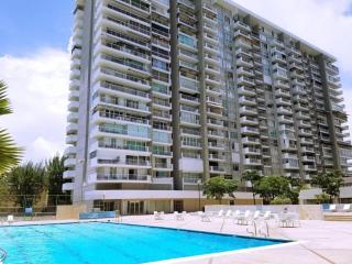 Isla Verde Beachfront with Pool- Near Foxwoods - 9