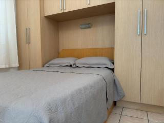Apartamento 01 dormitório no centro de Bombinhas a poucos metros da praia LA028E - Bombinhas - 8