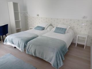 LAR JARDÍN - Casas con parking privado - 1