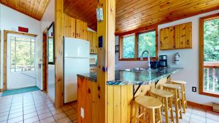 Waterfront Bliss Near Tobermory - Miller Lake - 3