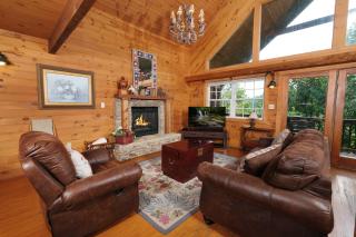 Cozy 1BR HOT TUB Free Attraction Tickets - Gatlinburg - 0