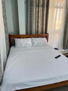 Lush Penthouse Studio bamburi with balcony views - Mombassa - 9