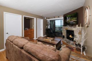 2BR Condo w VIEWS! 7 Min to Downtown Gatlinburg - Gatlinburg - 6