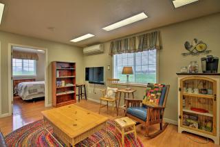 The Farm House on Mount Tom - 7