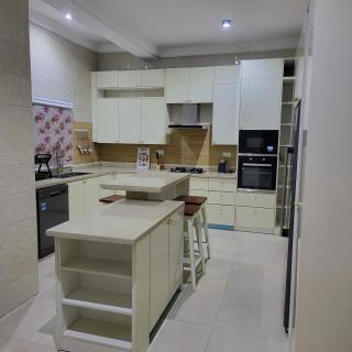Dees Service Apartment - 3