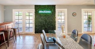 1 Mile To Old Town! - Relaxing Pool & Hot Tub! - Scottsdale - 3