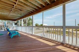 Dream Chaser-Private Pool-Pet Friendly-Directly across from boardwalk to beach - St. George Island - 5