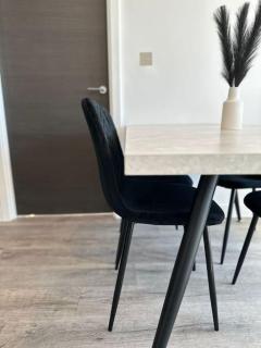Stylish Central York Apartment Free Parking & Gym - 8
