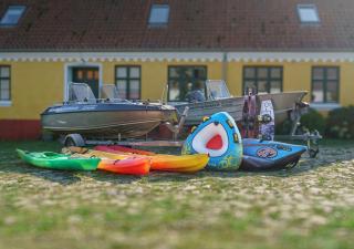 Charming, spacious, sea view guest house - Åkirkeby - 1