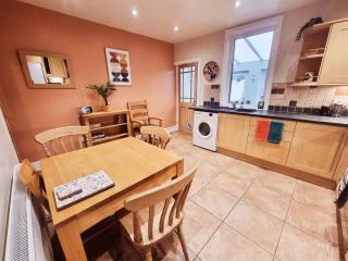 Central Lancaster City Centre Terraced Gem - 9