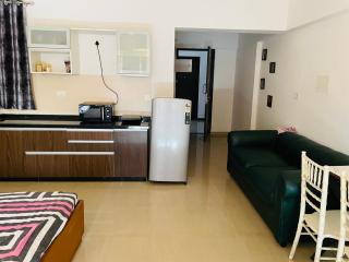 Lake front studio - Lavasa - 1