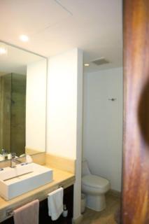 Modern Apt with Balcony & Pool, Marina Puerto - 5