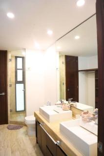 Modern Apt with Balcony & Pool, Marina Puerto - 4