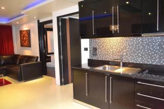 Absolute bangla suites 65 sqm corner room with Jacuzzi - Patong - 7