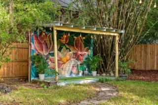 The Gallery at Duckpond - 1930s Historic Charm - Gainesville - 7
