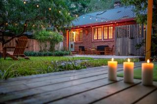The Gallery at Duckpond - 1930s Historic Charm - Gainesville - 1