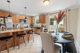 Downtown Ocean Springs Townhouse 3 bedrooms - 9