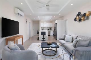 Coral beach 1BR Pool & Steps from Beach - Saint Peter - 7