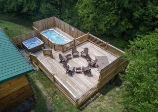 6BR w Outdoor POOL Just 3 Min to Pigeon Forge! FREE Attraction Tickets Gameroom HOT TUB - Pigeon Forge - 0
