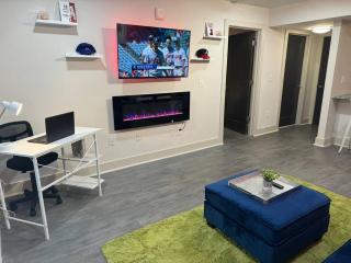 Free Parking! Comfy 1Bedroom Unit! 10 min to Midtown & 1 Mile To Braves Truist Park! - 8