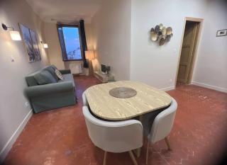 Place aux Aires - Grasse - 9