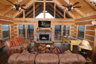 VIEWS! VIEWS! VIEWS! Relaxing and Modern 2BR FREE Attraction Tickets Gameroom HOT TUB - Sevierville - 7