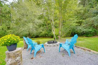 Lakeview Vacation Rental - Walk to Crystal Lake! - - 9