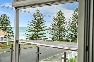 Horseshoe View 1A Scrymgour Rd Port Elliot - No Linen Included - Port Elliot - 0